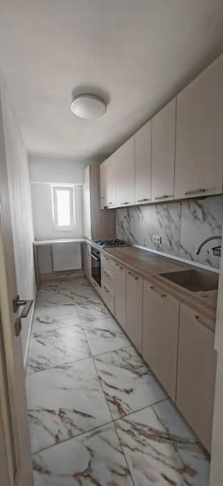 Garsoniera mare de inchiriat