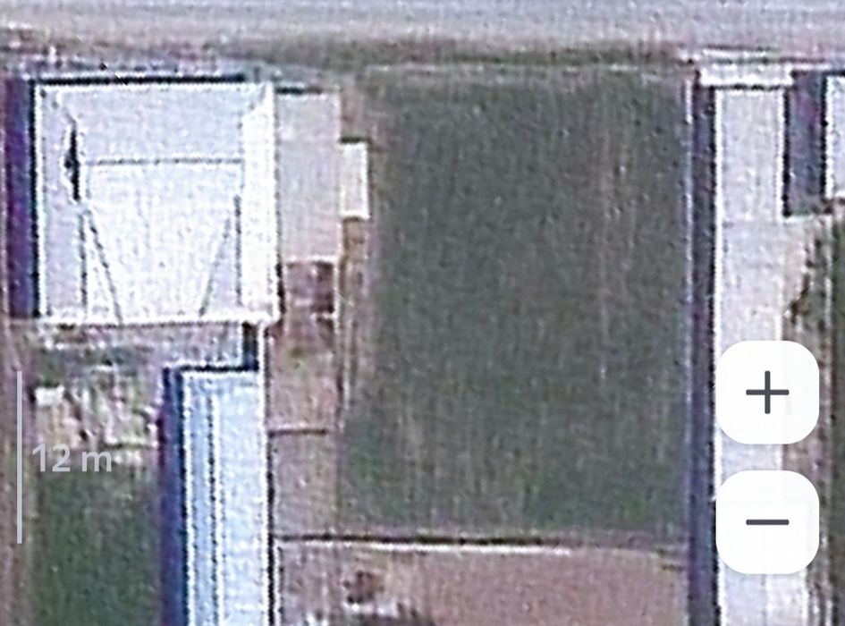 10 sotix yer 2 ta  xona bor