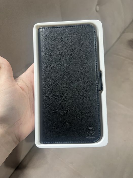 Чехол книжка на IPhone 13 pro Max