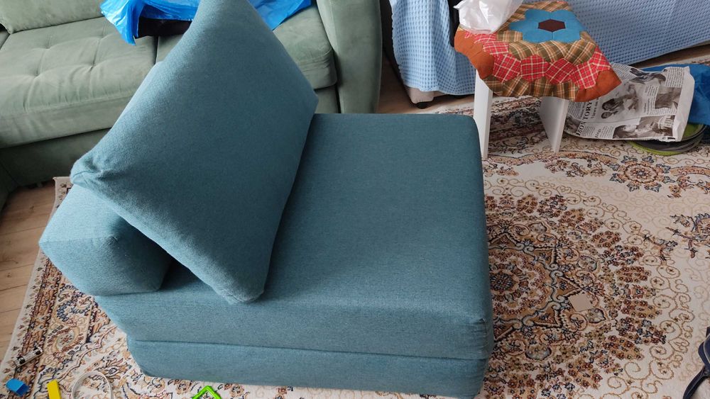 Бескаркасный диван,5.000