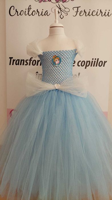 Rochita serbare Carnaval Printesa Cenusareasa poveste cadou carnaval