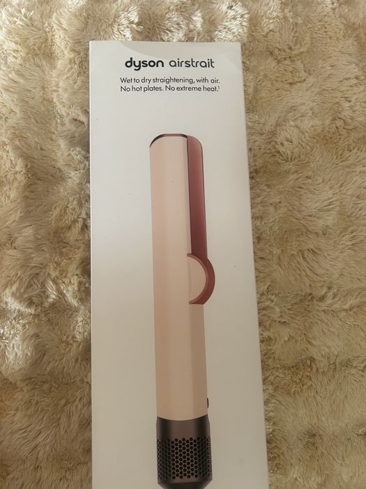 Dyson airstrait pink