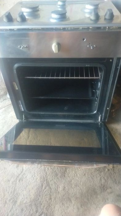 Продам духовой шкаф