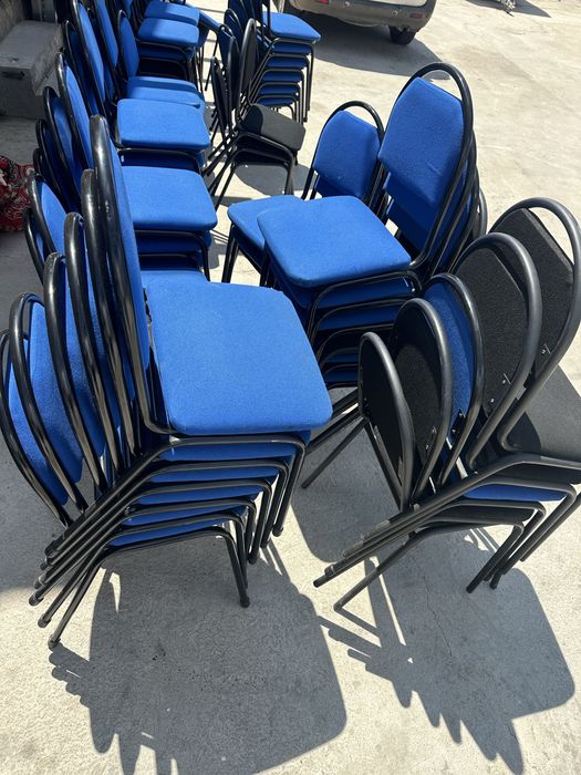 Стулья продается