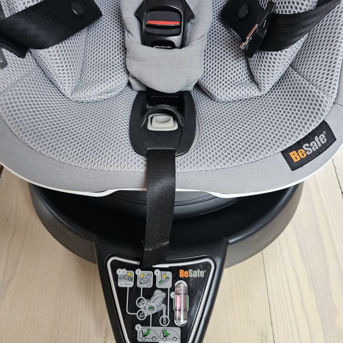 Scaun copil auto  BeSafe iZi Turn i-Size 360