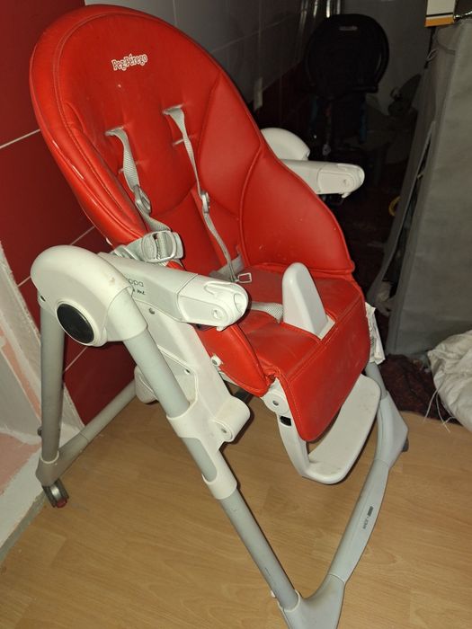 Scăunel pt masa pt bebelusi Peg -Perego