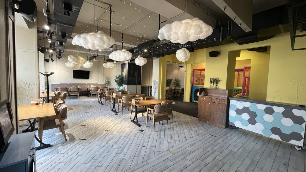 Продам мебель для рестоана