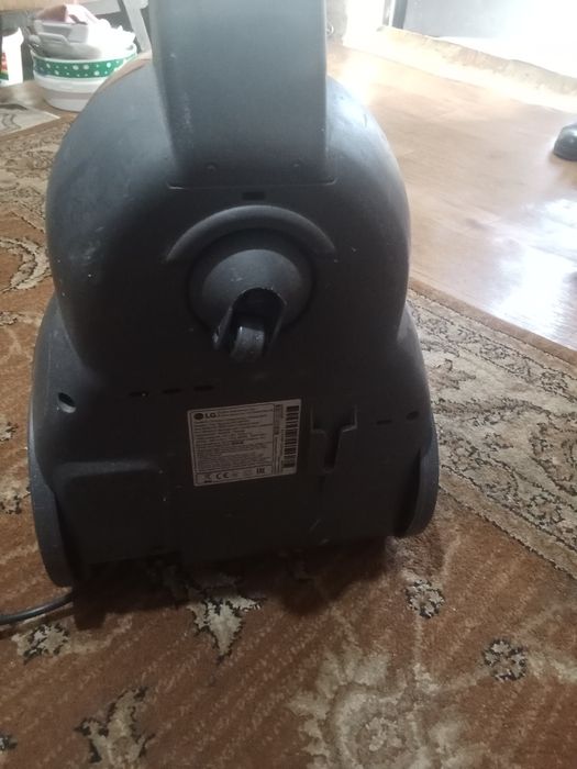 Продам пылесос бу