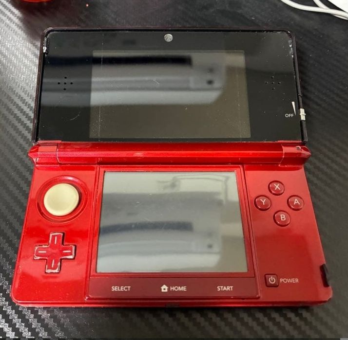 Nintendo 3DS Rosu Dragut