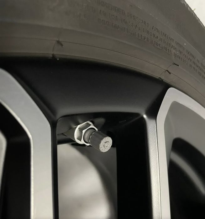 ОРИГИНАЛНИ AMG 21” GLE 53  Pirelli Winter