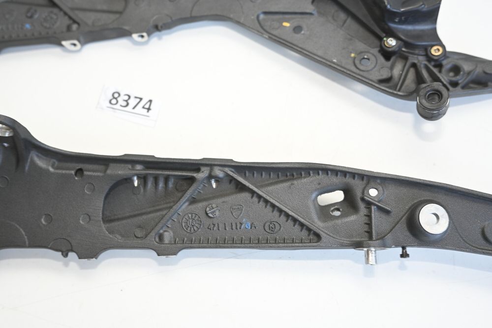 Ducati Panigale V4 Cadru codita spate set stanga dreapta