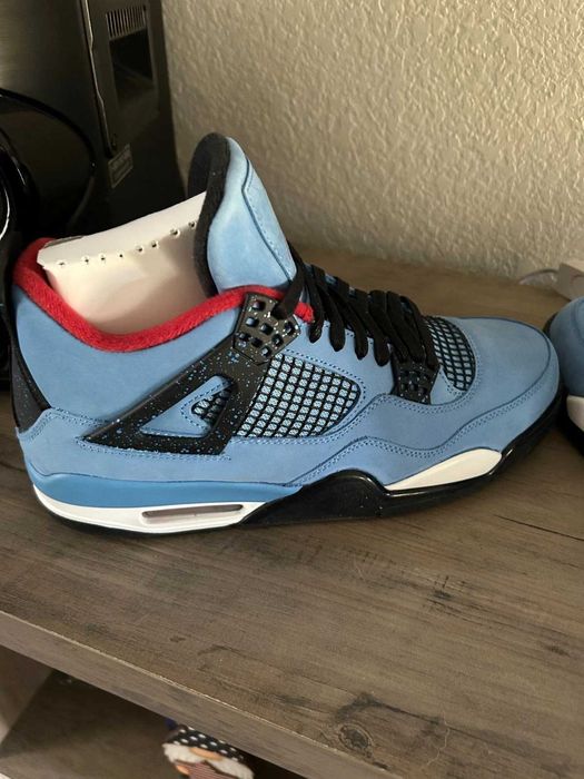 Sneakers Jordan4 Travis Scott x Cactus Jack cu eticheta (nu Nike, Gucci, Adidas, Balenciaga)