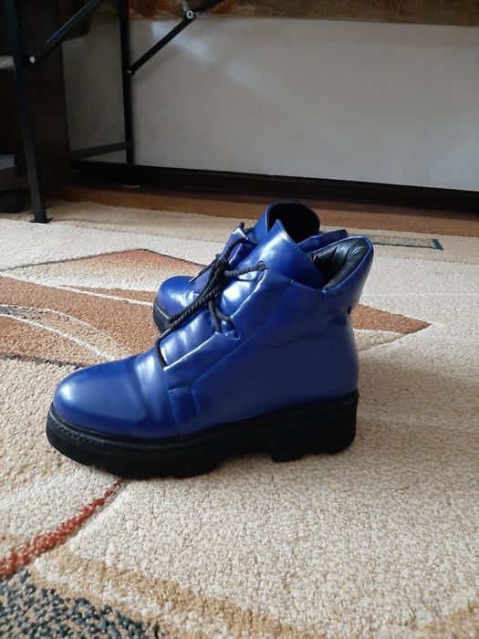 Ботинки женские демисезонные 37р.