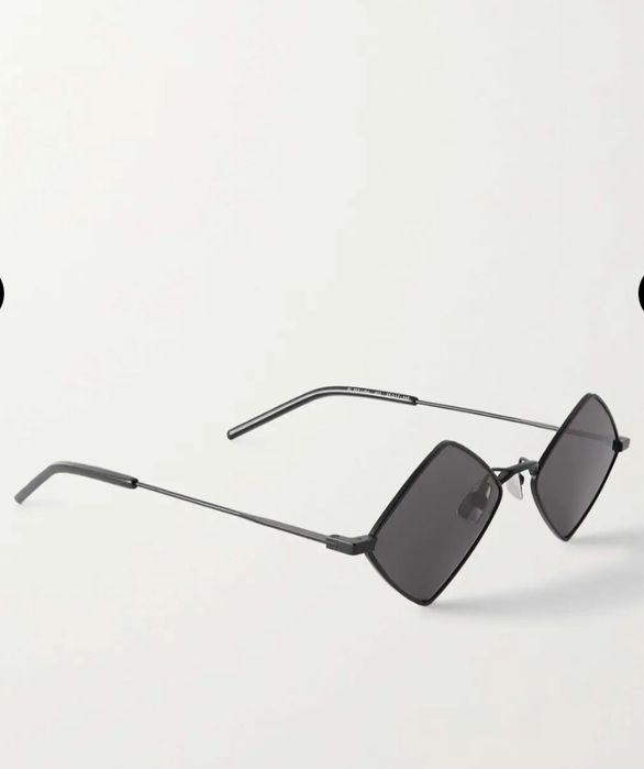 Saint Laurent SL 302 LISA 002
SL 302 LISA 002