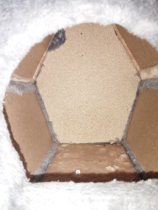 Продаю домик для кошки