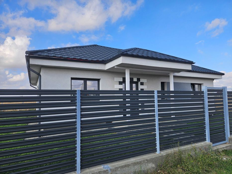 Oportunitate - Vand casa noua sau schimb cu apartament