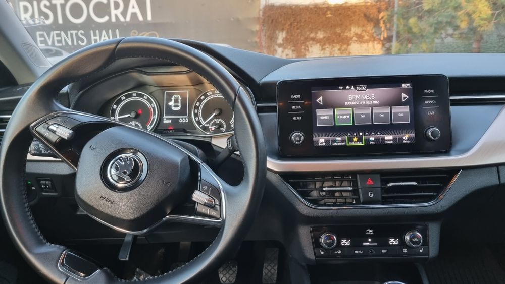 Skoda Scala 2023  a 11 benzina România