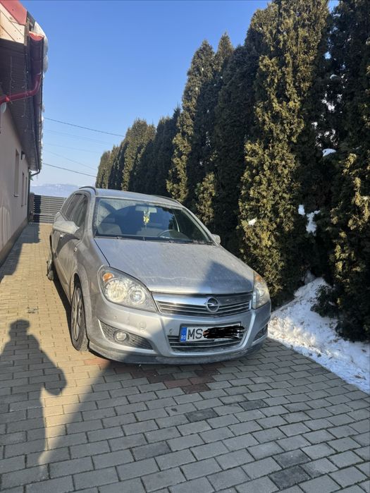 Opel  Astra   H