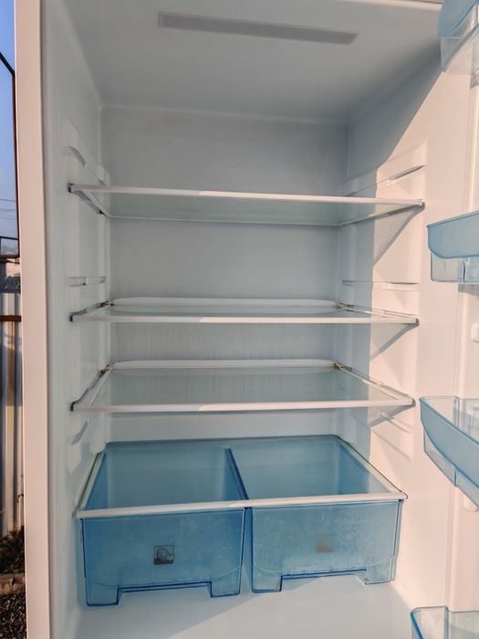 Холодильник Большой