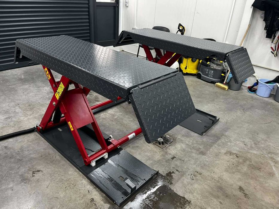 CORGHI - ERCO C350 B  Хидравличен подемник за смяна на гуми