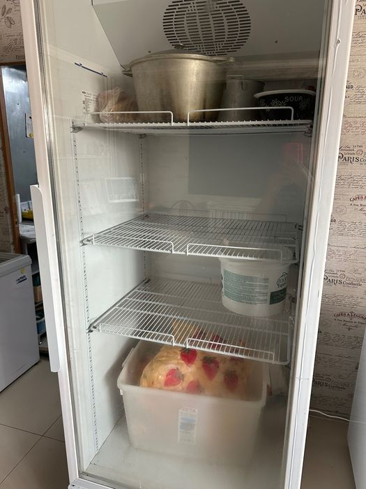 Холодильник промышленный