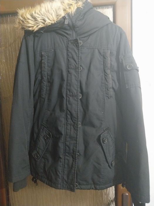 Vând geaca cu puf ff caluroasaX-large