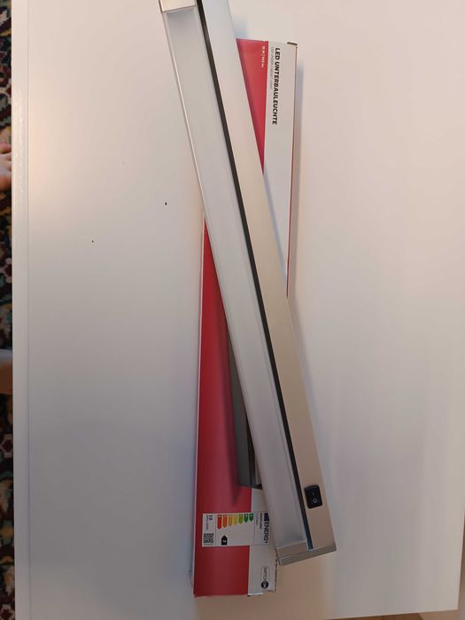 Vând spoturi led incastrabile si led bucatarie
