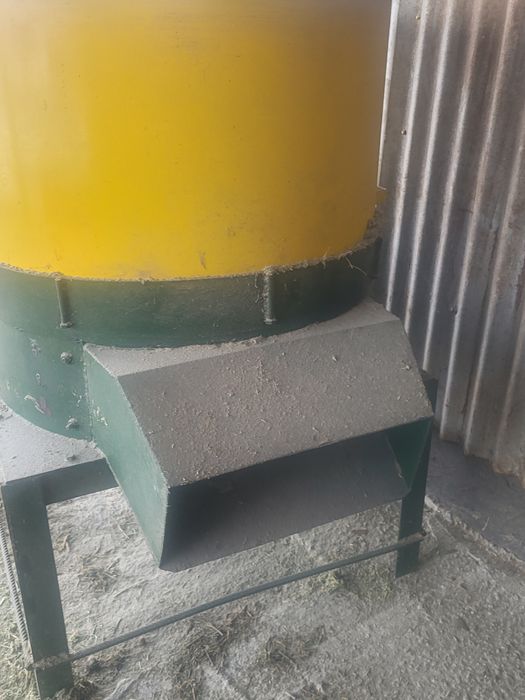 Продам дробилку для сена