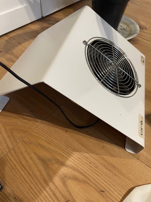 Прахоуловител маникюр