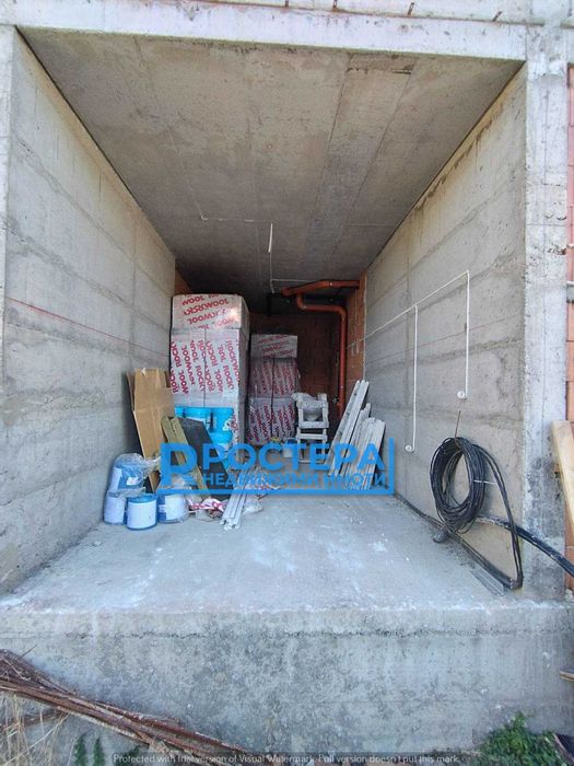 Район Боровец/Тристаен Апартамент с Гараж и Паркомясто!