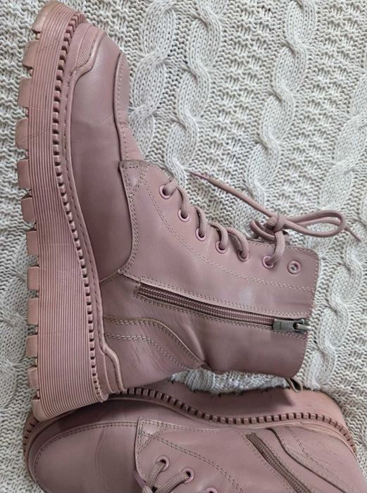 Ботинки демисезон р.38