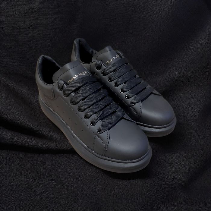 スニーカー Alexander Mcqueen Smooth Leather Sneakers Skórzane sneakersy Alexander McQueen | kolor Czarny | Gomez.pl
