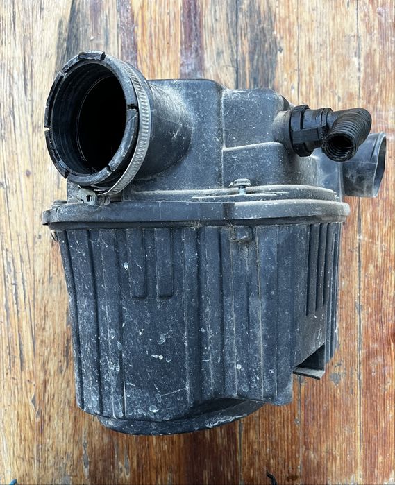 Въздушен филтър кутия за Citroen Xsara Picasso