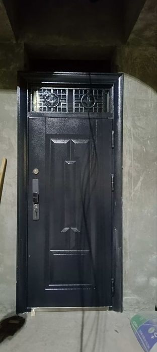 Temir eshiklar.Темир эшиклар Входные двери.