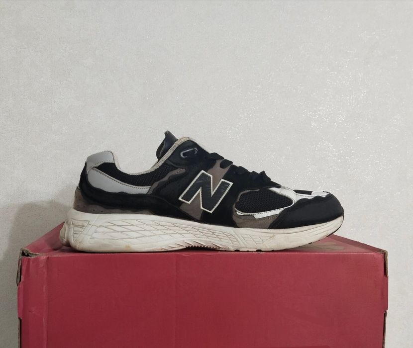 New Balance 2002r