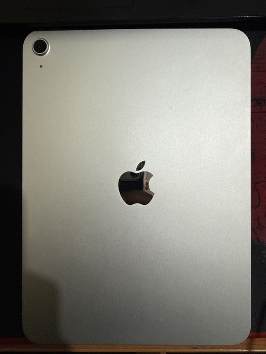iPad (A16) планшет
