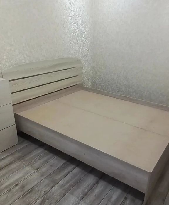 Кровать в хорошем состоянии