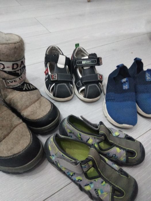 Продам детскую обувь на мальчика