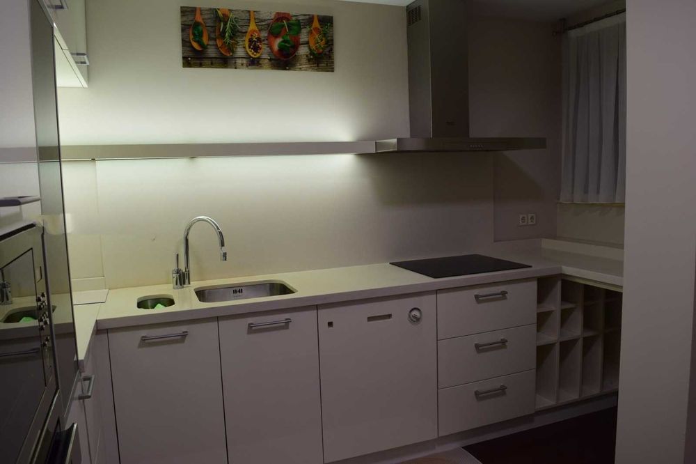 Дава се под наем Тристаен апартамент в София, Младост 2 - 110 кв.м за 900 € - Снимка #4