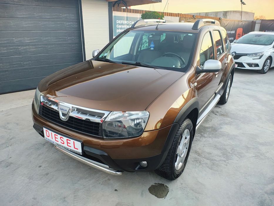 Dacia Duster Diesel/110 cp/6 + 1 viteze/4 X 4 /Piele/clima/Jante/Garanție/Finanțare