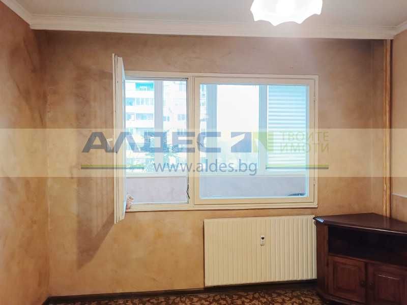 Продава непреходен двустаен ап. в Люлин 10!