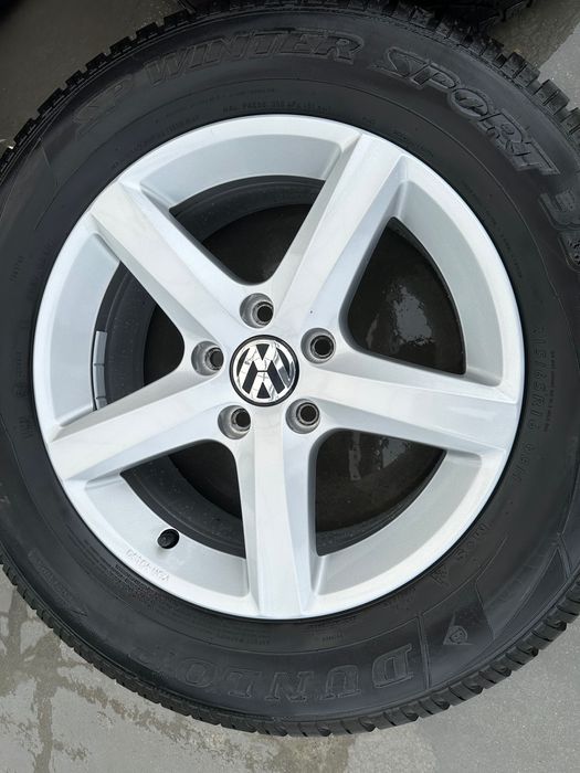 Jante originale VW (Volkswagen) pe 16 cu anvelope de iarna "ASPEN"