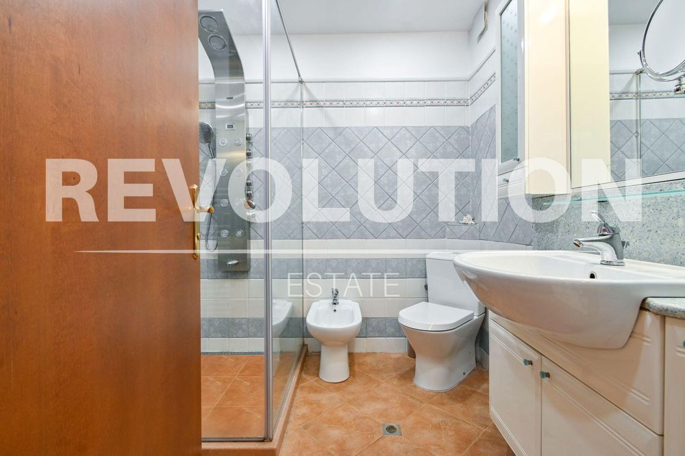 Тристаен апартамент в ж.к. Манастирски ливади.