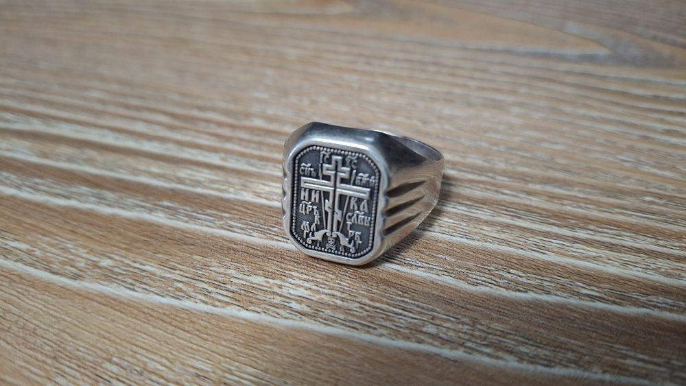 Продам цепочку и Печатку 925 пробы.