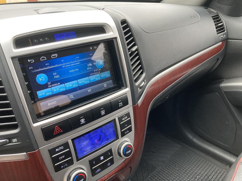 Продавам Хюндай Санта Фе