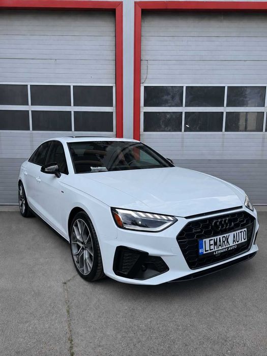 Audi A4 45TFSI S-LINE+