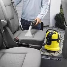 Curatare canapele, fotolii, covoare cu aspirator injectie Karcher