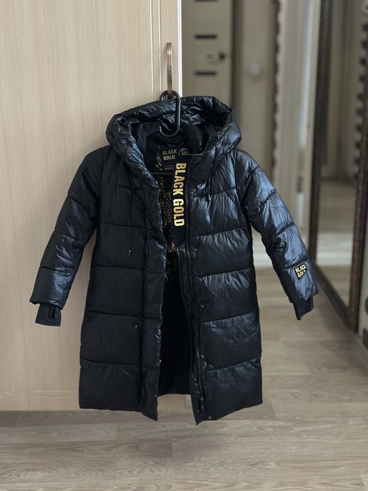 Продам детские куртки