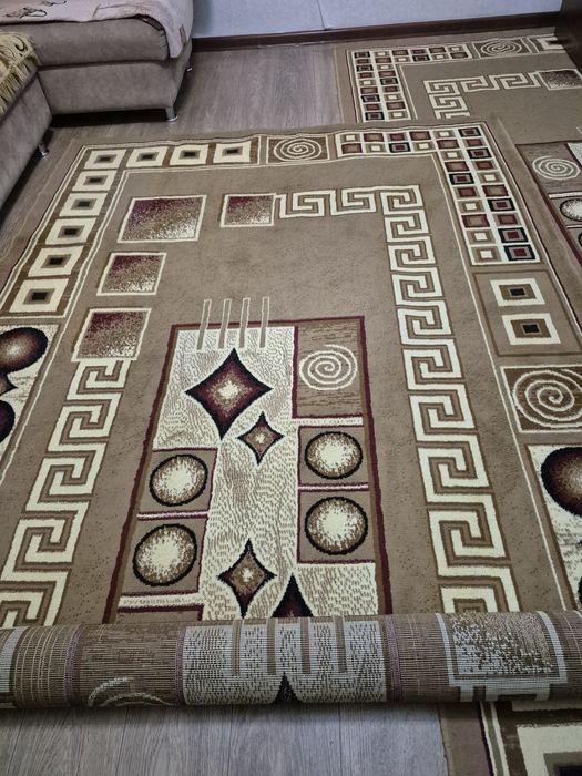 Продам два паласа