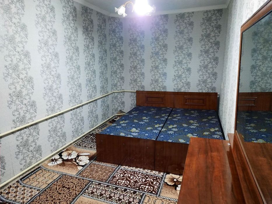 Каллинский массив 2хонали барча жихозлари билан сотилади.